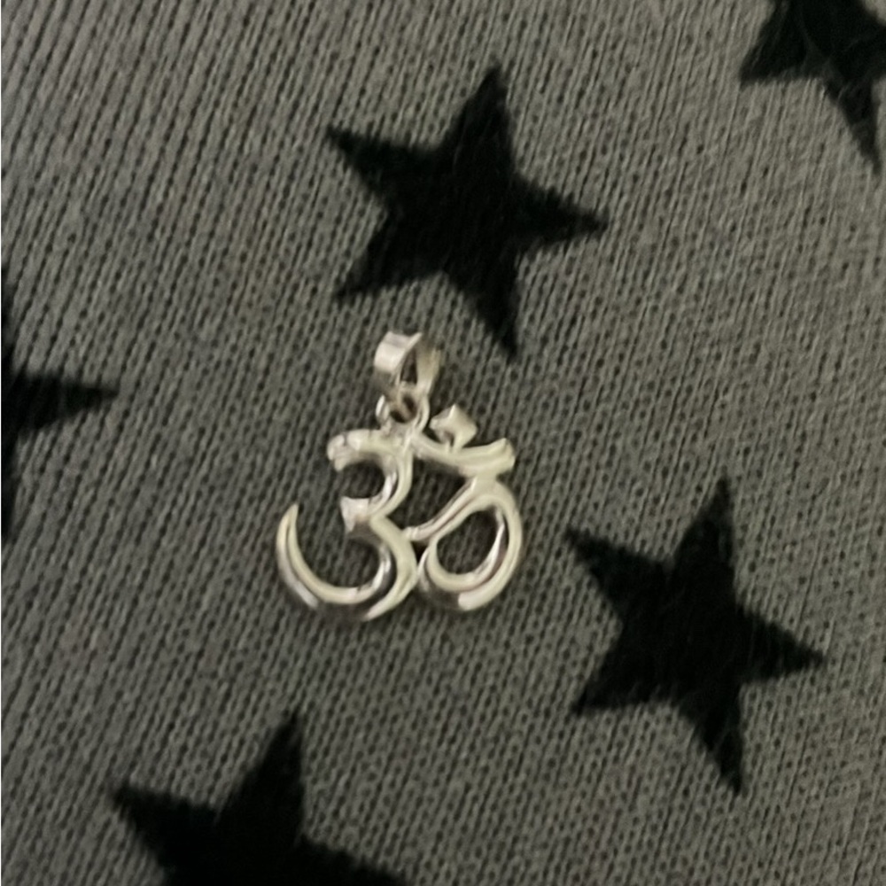 Sterling silver Ohm pendant